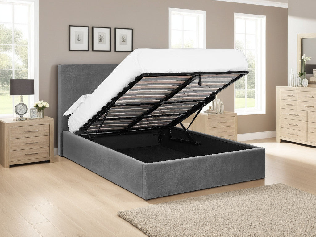 Layali | Luxury Velvet Ottoman Bed